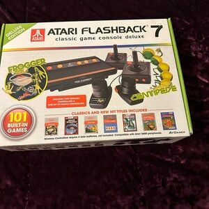 Atari Flashback 7  Classic Game Console Deluxe Edition